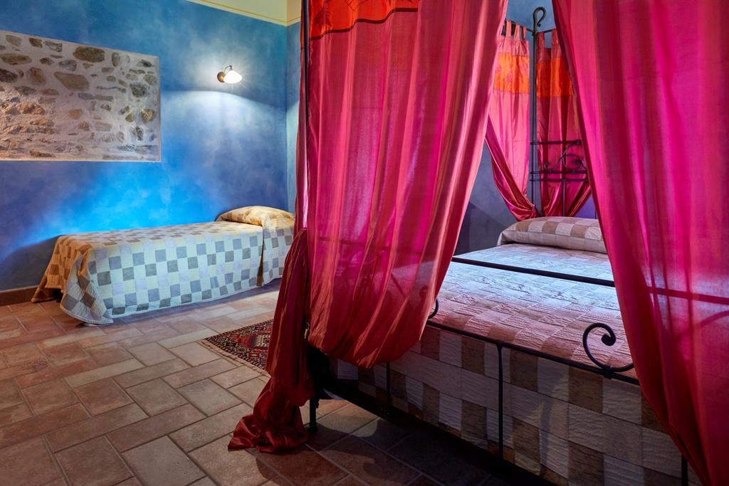 Agriturismo Il Molino Antico - 5 Girasoli سبوليتو المظهر الخارجي الصورة