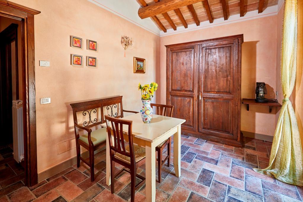 Agriturismo Il Molino Antico - 5 Girasoli سبوليتو المظهر الخارجي الصورة